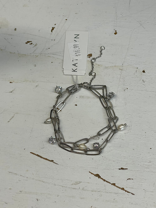 Silver Clasp Link Pearl Bracelet Kat & Bryn