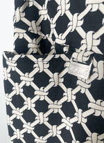 Black & White Knot Rope Print Capri