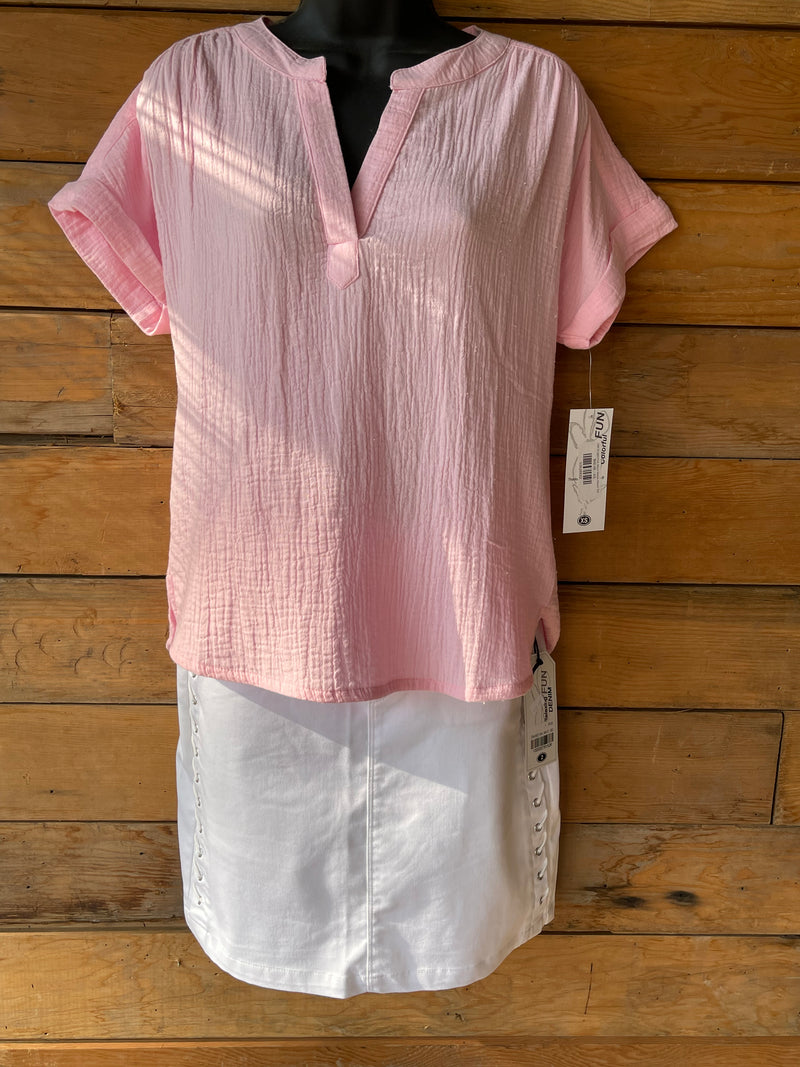 Lulu B Light Pink Short Sleeve Gauze Top