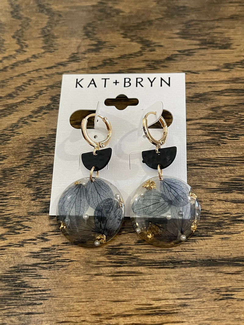 Dangle Leaf Earrings Kat & Bryn