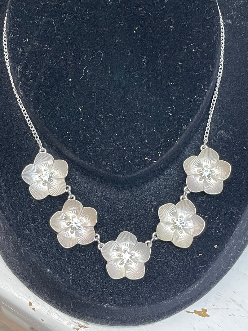 Silver Crystal Flowers Necklace Kat & Bryn