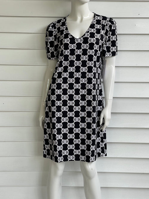 Black & White Medallion Puffed Sleeve Dress Black & White Medallion Puffed Sleeve Dress Lulu-B