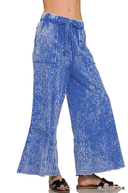 CLASSIC BLUE EXPOSED-SEAM FLARE HEM PANTS WITH POCKETS CLASSIC BLUE EXPOSED-SEAM FLARE HEM PANTS WITH POCKETS Zenana