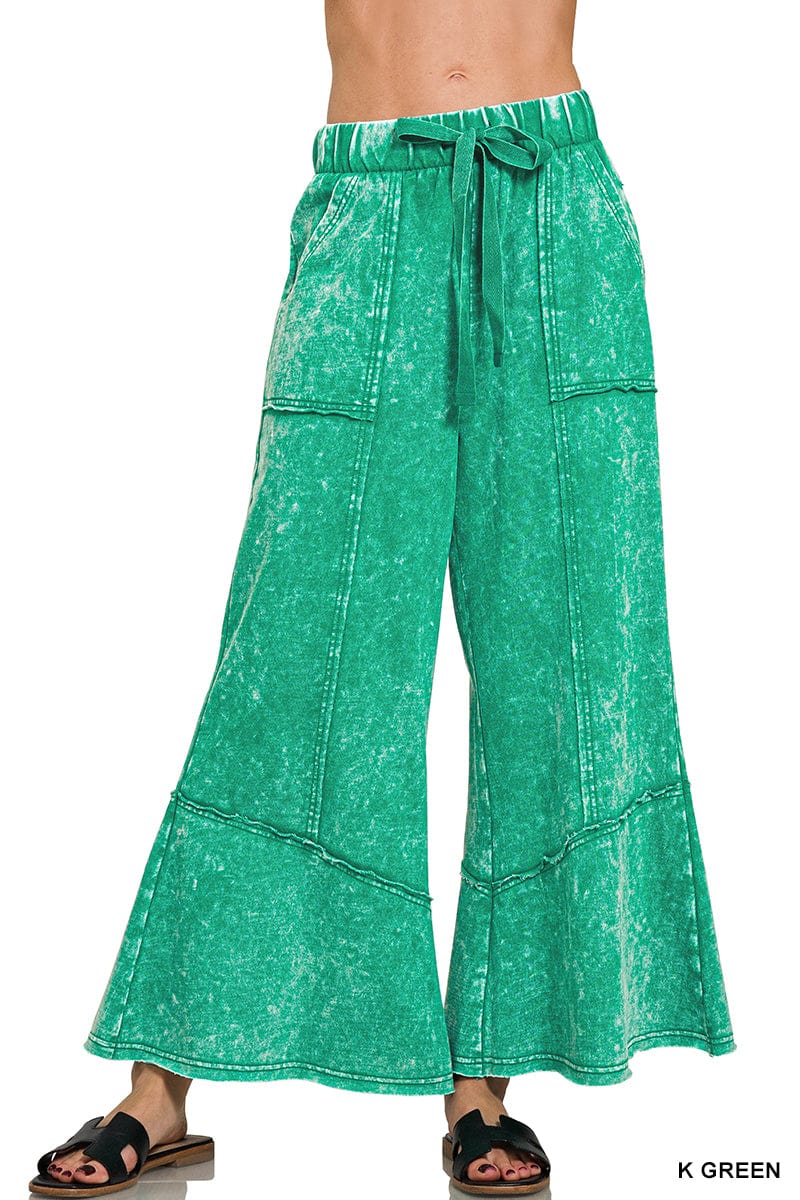 KELLY GREEN EXPOSED-SEAM FLARE HEM PANTS WITH POCKETS KELLY GREEN EXPOSED-SEAM FLARE HEM PANTS WITH POCKETS Zenana